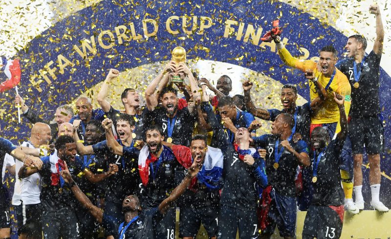 La victoire des Bleus, carton plein pour Macron et la France