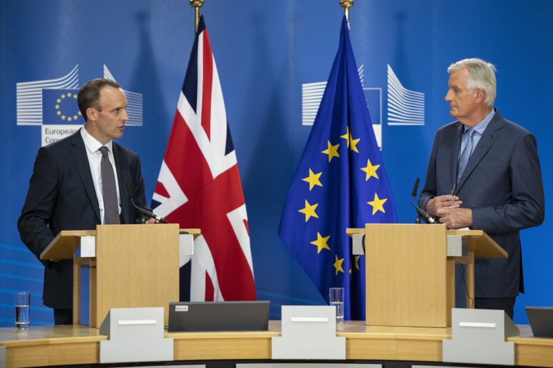 Les négociateurs du Brexit promettent d'accélerer la cadence