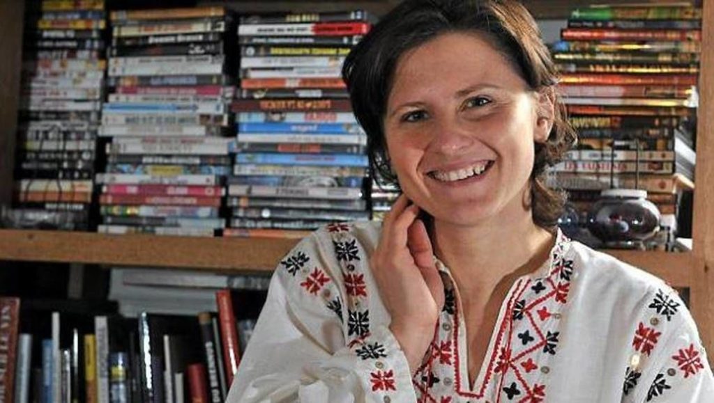De la Roumanie au Finistère, exil et succès sportifs de Roxana Maracineanu