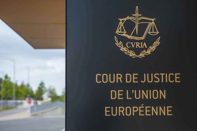 Pour la justice européenne, Londres peut renoncer au Brexit