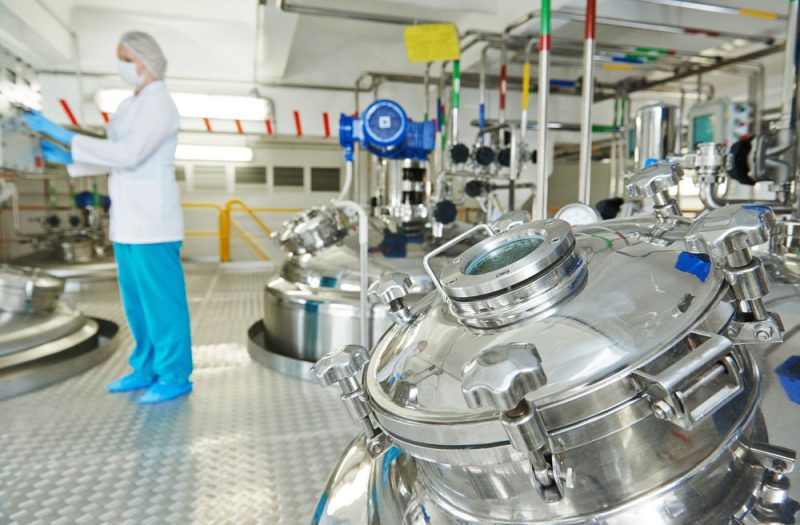 32 % des produits chimiques non-conformes aux règles de l'UE