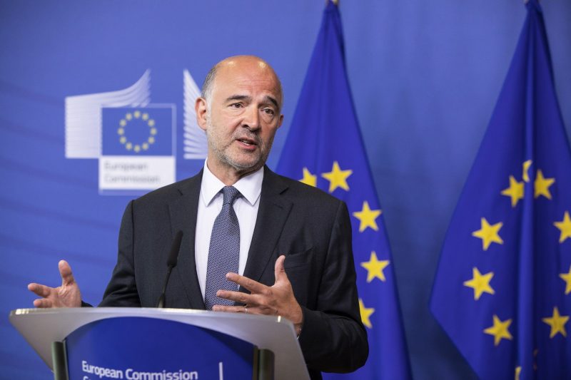 Pierre Moscovici prêt à « aider intellectuellement » pendant les européennes