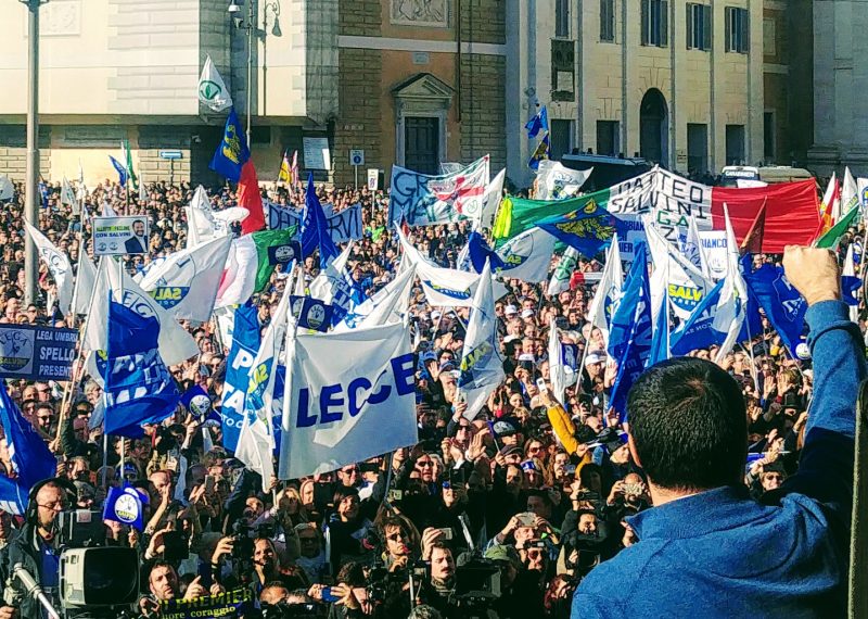 Salvini se rêve en ambassadeur des Italiens à Bruxelles