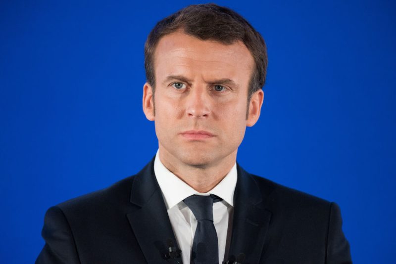 Gilets jaunes: Macron réoriente sa politique vers le pouvoir d'achat