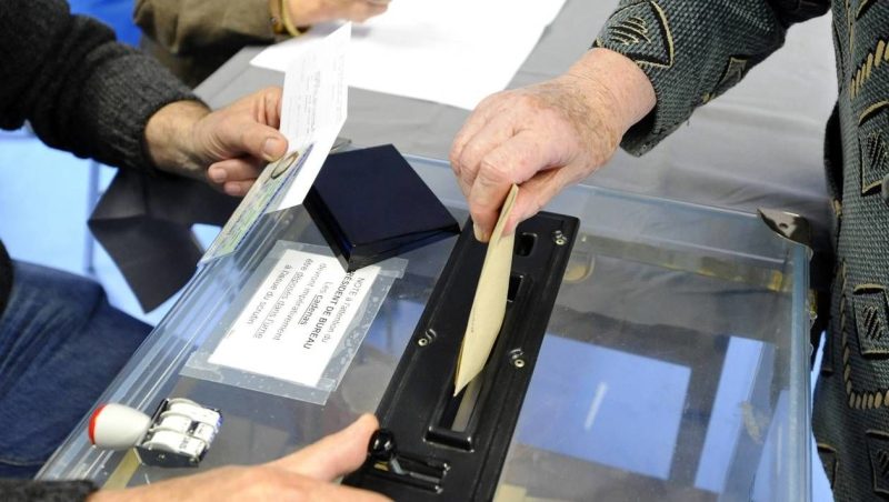Une liste « gilets jaunes » aux européennes obtiendrait 12% des voix