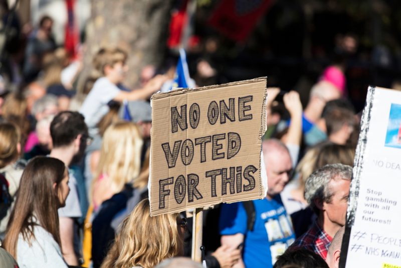 Seuls 18% des Britanniques sont favorables à l’accord du Brexit