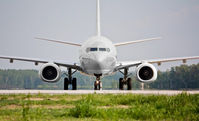 Les émissions et la pollution sonore de l’aviation continuent de grimper