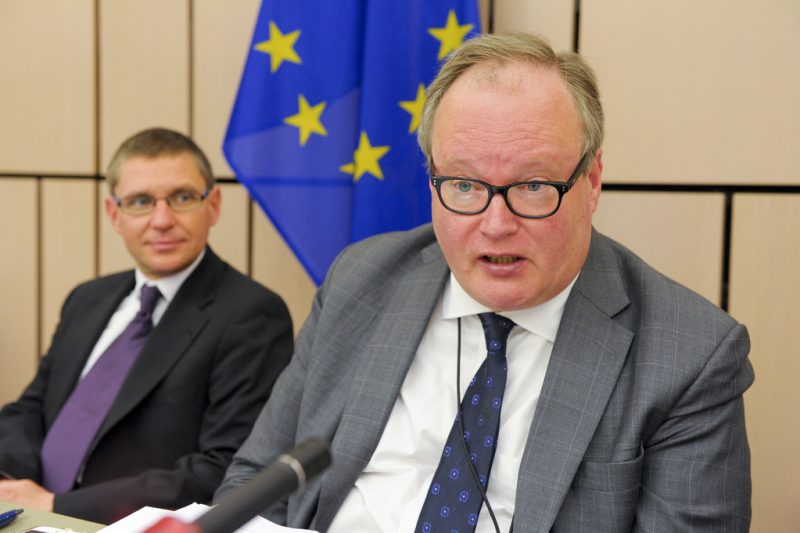 Les rangs des libéraux grossissent à l'approche des européennes