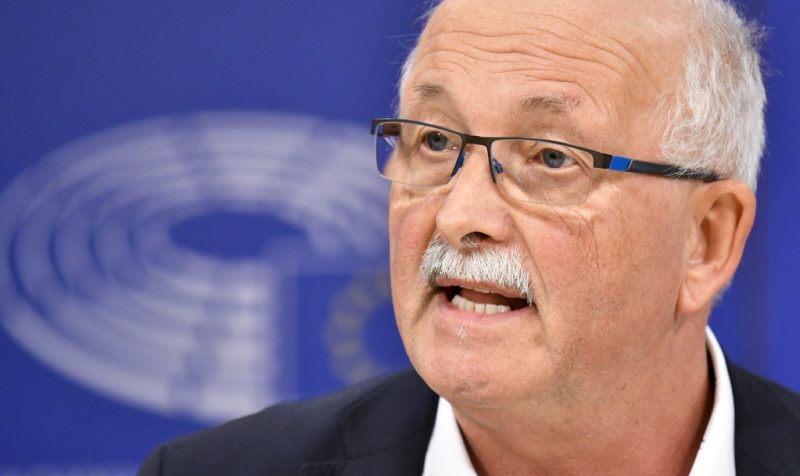 Bullmann appelle Weber à cesser sa croisade contre le gouvernement grec