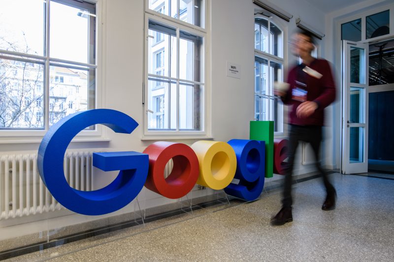 En France, la taxe Google  définitivement adoptée malgré la menace américaine