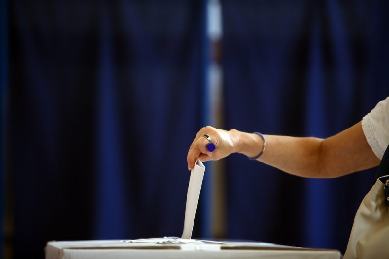 Européennes: fin de partie pour les vieux partis?