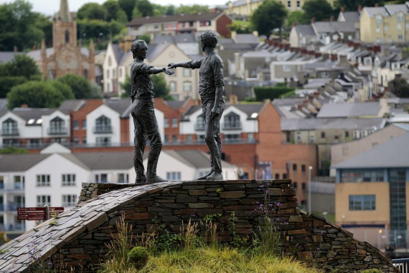 En Irlande du nord, les communautés se serrent les coudes à l’approche du Brexit