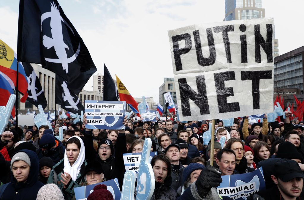 Manifestation à Moscou, le 10 mars