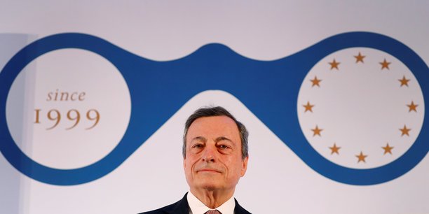 Taux négatifs: Draghi au chevet des banques