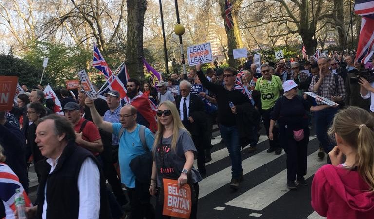 Les Britanniques se sentent trahis par Westminster