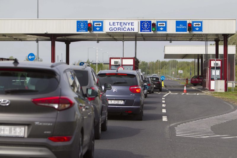 Pourquoi Macron veut moins de pays dans Schengen