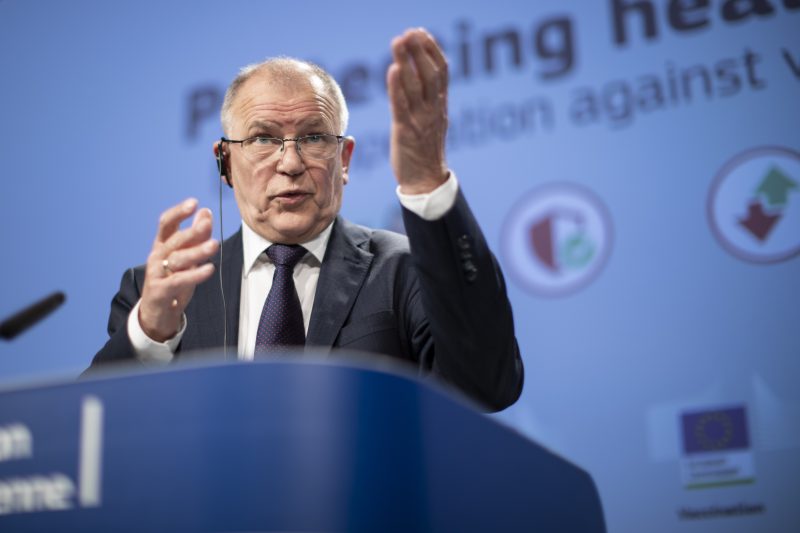 Andriukaitis, le croisé de la vaccination