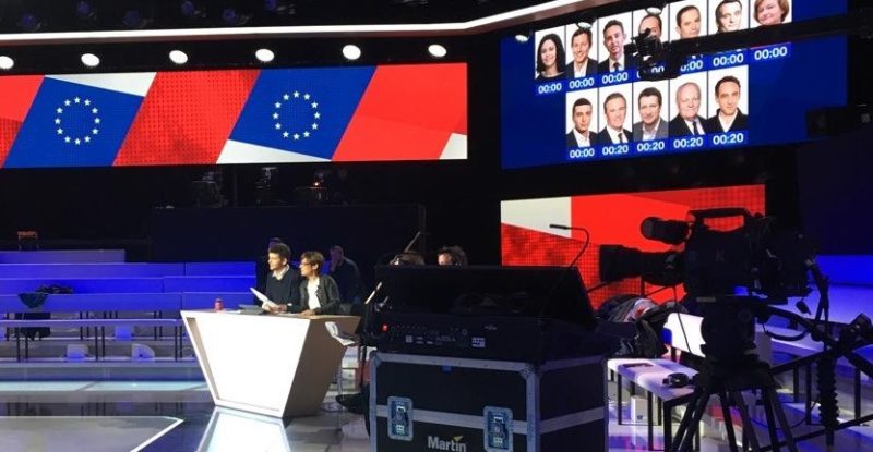 Un débat théorique et masculin pour débuter le combat des européennes