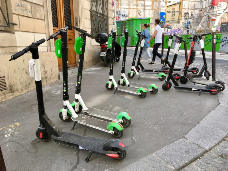 Paris réglemente les trottinettes électriques