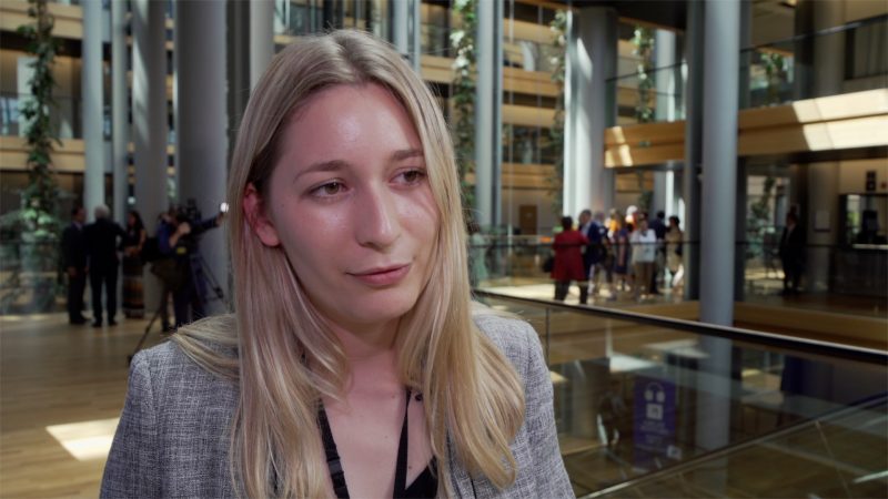 Entretien avec Kira Peter-Hansen, la plus jeune eurodéputée jamais élue
