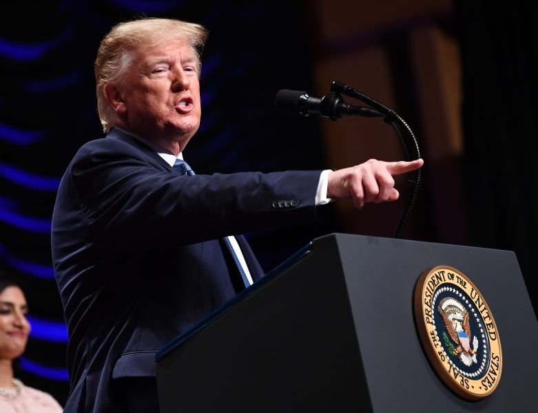 Trump ordonne une enquête sur le projet de taxe française sur le numérique