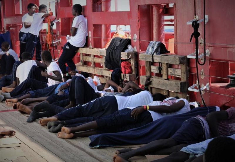 A bord de l'Ocean Viking, 356 migrants bloqués en mer