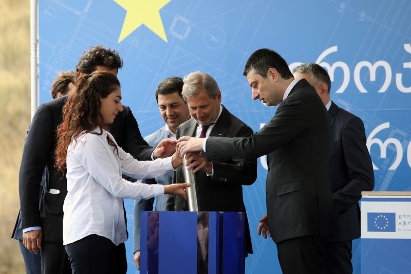 L’UE ouvre sa première école européenne en dehors de ses frontières, en Géorgie