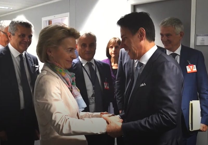 A Bruxelles, Conte tente d'aplanir les relations avec l’UE