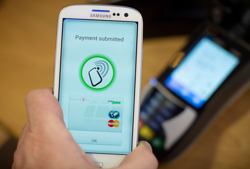 L'UE tâtonne sur les services de paiements