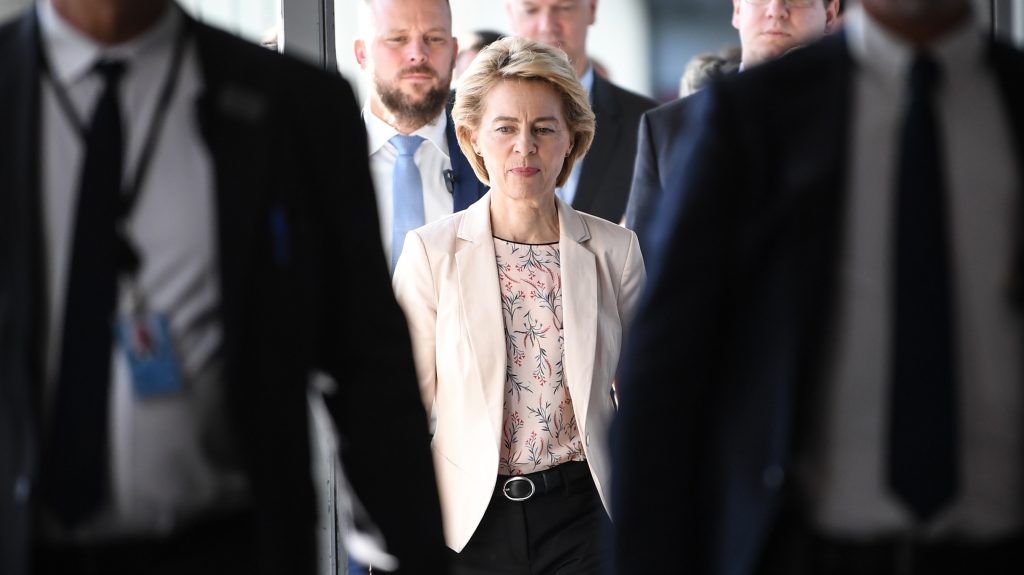 epa07852752 EU Commission President-designate Ursula von der Leyen (C) arrives to attend the conference of Presidents of the European Parliament in Strasbourg, France, 19 September 2019.  EPA-EFE/PATRICK SEEGER