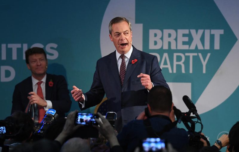Les conservateurs britanniques refusent toute alliance avec Nigel Farage