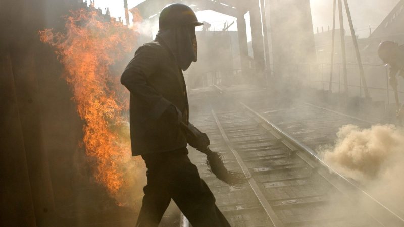 La taxe carbone aux frontières serait plus juste que la contribution climat énergie