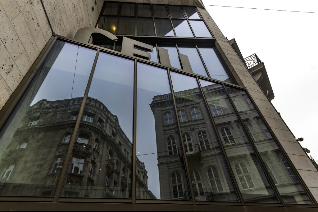La justice européenne désavoue la loi qui a entraîné la fermeture de l&rsquo;université Soros en Hongrie