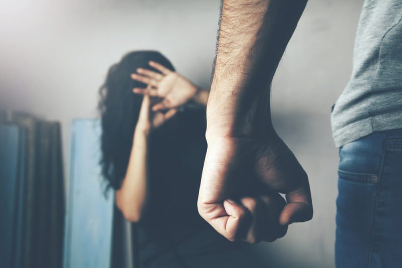 Les mesures de confinement du coronavirus, « terreau propice » aux violences domestiques
