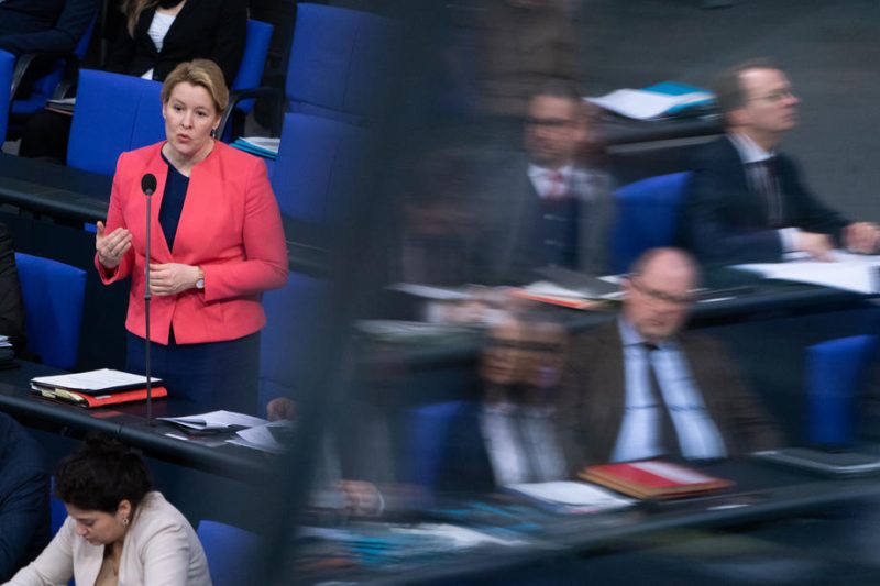 En Allemagne, la ministre de la Famille veut augmenter le nombre de femmes cadres