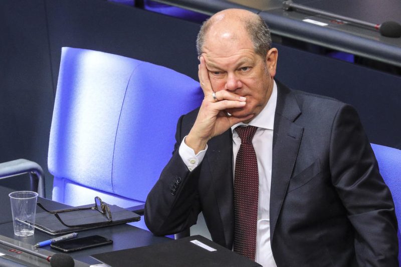 Olaf Scholz qualifié de « ministre des Scandales financiers » par les parlementaires à l’approche des élections allemandes