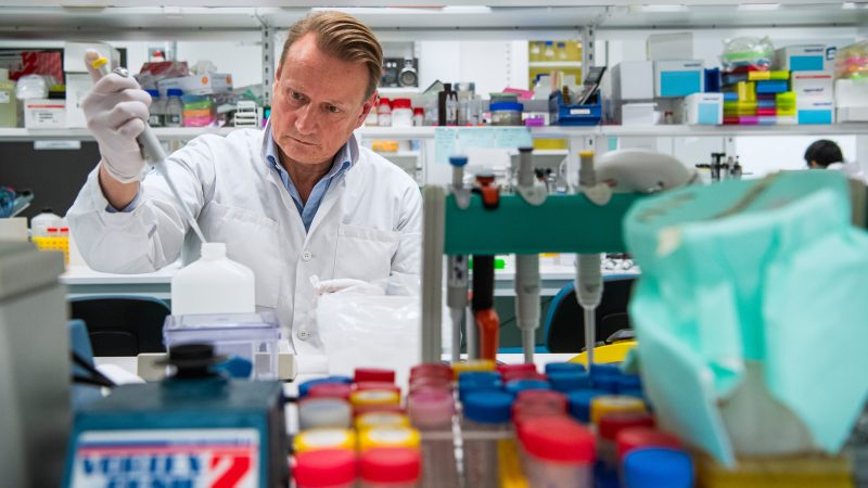 Sanofi renvoie l’UE à ses responsabilités sur le vaccin contre le Covid-19 :