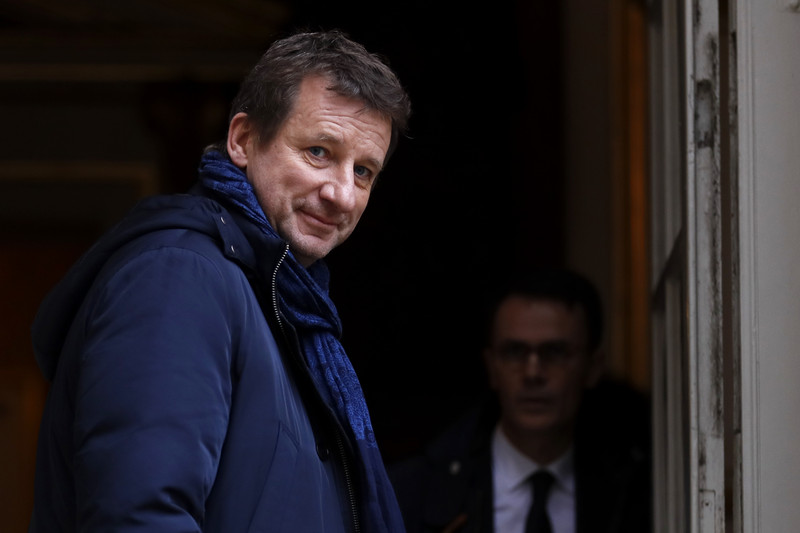 Jadot "se prépare" pour la présidentielle et appelle au "rassemblement"