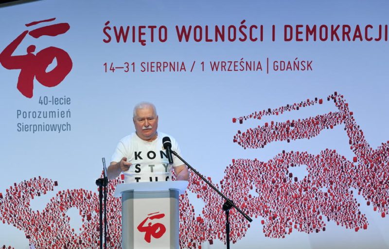 Lech Walesa attaque le populisme, 40 ans après la naissance de Solidarité