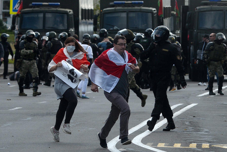 Opposition protests continue in Minsk