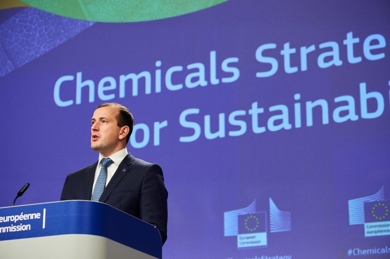 La Commission européenne croise le fer avec les perturbateurs endocriniens