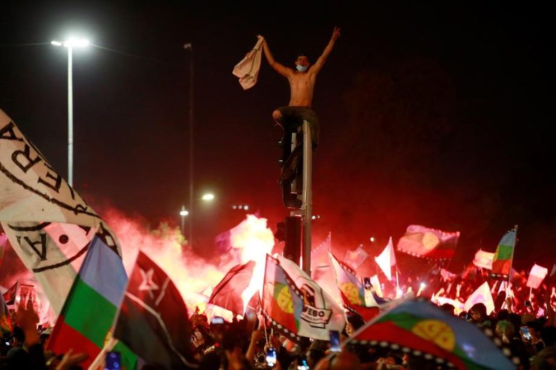 L'UE félicite le Chili, qui a décidé de jeter aux orties sa Constitution héritée de la dictature