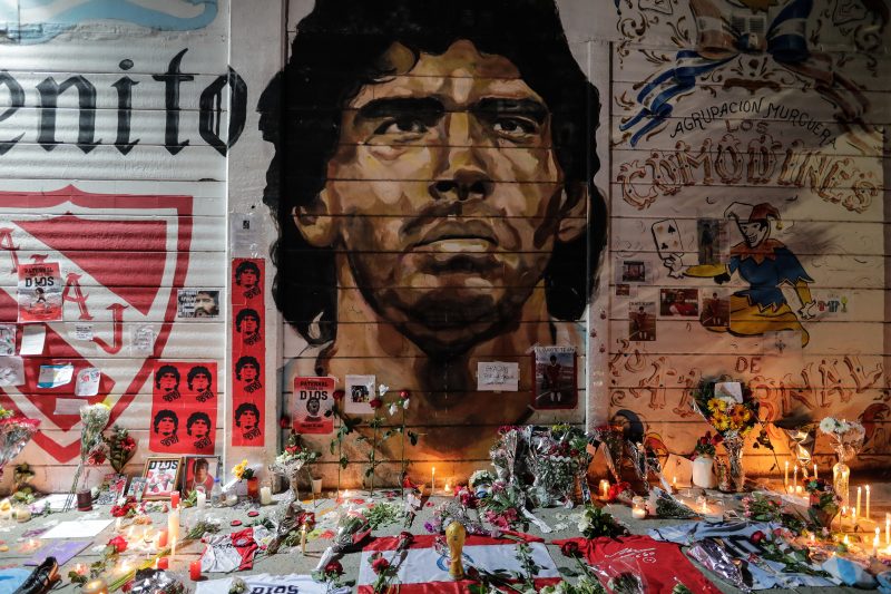 Diego Maradona, mort d'une légende du football