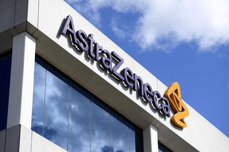 L'Université d'Oxford et AstraZeneca demandent le feu vert de l’UE pour leur vaccin contre le COVID-19