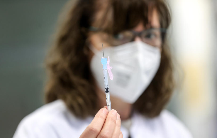 Vaccination start of hospital staff in North Rhine-Westphalia