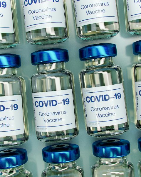 Biontech et Pfizer exigeaient 54 euros par dose de vaccin en juin