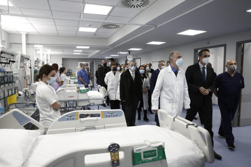 Athènes prend la décision d'un confinement plus strict
