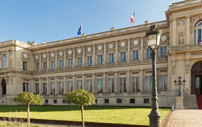 Vaccin : Paris critique le projet d'alliance entre l'Autriche, le Danemark et Israël