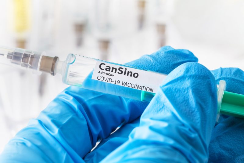 La Hongrie approuve le vaccin chinois CanSino