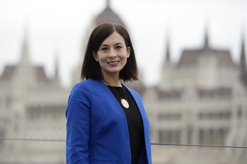 Une eurodéputée de l'opposition hongroise "fière" d'être visée par les sanctions chinoises